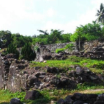 Merupakan salah satu benteng tertua di Ternate, dibangun oleh Portugis pada awal abad ke-16. Kastela menjadi saksi bisu pembunuhan Sultan Khairun oleh bangsa Portugis, peristiwa yang memicu perlawanan besar dari rakyat Maluku.