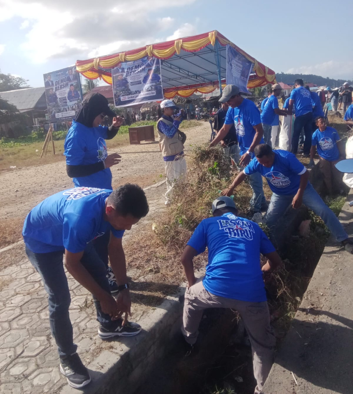 Demokrat Kepulauan Sula Gelar Aksi Bersih Lingkungan