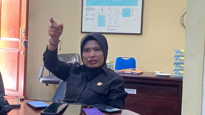 Tuntutan Pergantian Kades Wailoba Mandek, Masmina Sebut Ada Peran Armin Soamole
