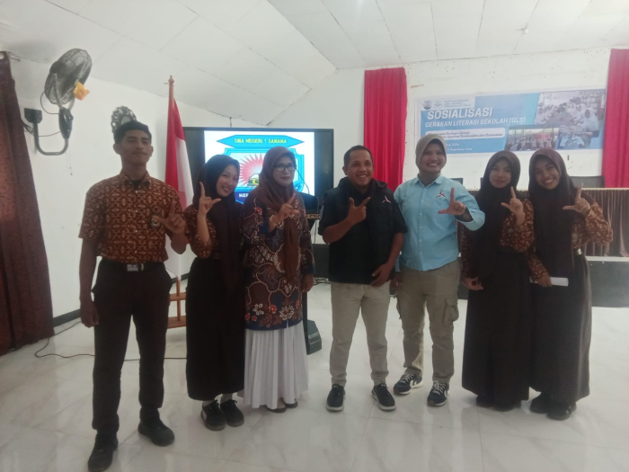 Kepsek SMA Negeri 1 Sanana Dukung Siswanya Ikut Lomba Pidato “AHY Muda”