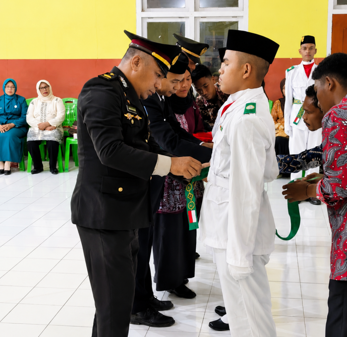 Kapolsek dan Danramil Patani Ikut Kukuhkan Paskibraka Kecamatan Patani